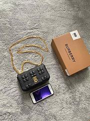 BURBERRY MINI QUILTED LAMBSKIN LOLA BAG 80231171 SIZE 17 x 3.5 x 10 CM - 4