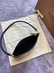 BURBERRY OLYMPIA POUCH 80434051 SIZE 21 x 4 x 12 CM - 6