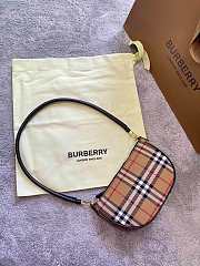 BURBERRY OLYMPIA POUCH 80434051 SIZE 21 x 4 x 12 CM - 5