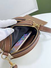 BURBERRY LOGO GRAPHIC LOUISE BAG 80276021 SIZE 17 x 7 x 17 CM - 6