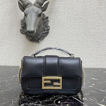 FENDI MINI BAGUETTE CHAIN BLACK 8BS045 SIZE 19 × 5 × 10 CM