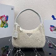 PRADA RE-EDITION 2000 SHEARLING MINI-BAG WHITE 1NE515 SIZE 23 x 14 x 5 CM - 1