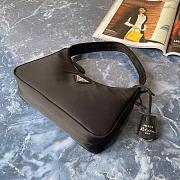 PRADA RE-EDITION 2000 NYLON MINI BAG BLACK 1NE515 SIZE 23 × 17 × 6 CM - 5