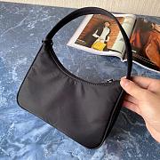 PRADA RE-EDITION 2000 NYLON MINI BAG BLACK & RED LOGO 1NE515 SIZE 23 × 17 × 6 CM - 5