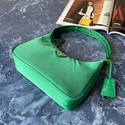 PRADA RE-EDITION 2000 NYLON MINI BAG GREEN 1NE515 SIZE 23 × 17 × 6 CM - 5