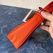 PRADA RE-EDITION 2000 NYLON MINI BAG ORANGE 1NE515 SIZE 23 × 17 × 6 CM - 3