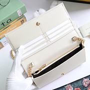 GUCCI HORSEBIT 1955 WALLET WITH CHAIN GG SUPREME WHITE 621892 SIZE 19 × 10 x 4 CM - 3