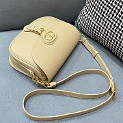 DIOR MEDIUM DIOR BOBBY BAG CREAM M9319 SIZE 22 x 17 x 6 CM - 2