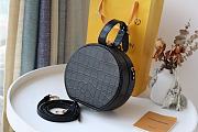 LV DISCOVER THE FAMILY N93597 SIZE 17.5 x 7.5 x 16.5 CM - 5