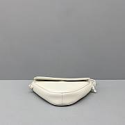 CELINE TRIANGLE BAG WITH CELINE PRINT WHITE 195903 SIZE 21 x 15 x 14 CM - 6
