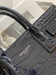 YSL CLASSIC SAC DE JOUR NANO BLACK 392035 SIZE 22 x 18 x 10.5 CM - 2