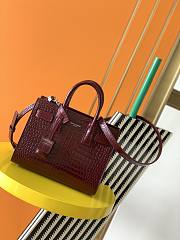 YSL CLASSIC SAC DE JOUR NANO OPYUM RED 392035 SIZE 22 x 18 x 10.5 CM - 2