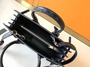 YSL CLASSIC SAC DE JOUR BABY BLACK 421863 SIZE 26 x 20.5 x 12.5 CM - 2