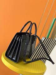 YSL CLASSIC SAC DE JOUR BABY BLACK 421863 SIZE 26 x 20.5 x 12.5 CM - 5