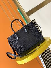 YSL CLASSIC SAC DE JOUR BABY BLACK 421863 SIZE 26 x 20.5 x 12.5 CM - 6