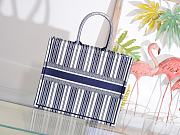 DIOR BOOK TOTE BLUE & WHITE STRIPES EMBROIDERY M1286 SIZE 41.5x32x5 CM - 3