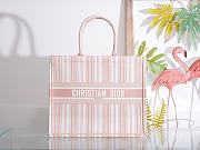 DIOR BOOK TOTE PINK & WHITE STRIPES EMBROIDERY M1286 SIZE 41.5x32x5 CM - 1