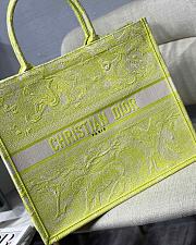 DIOR BOOK TOTE LIME M1286 SIZE 41.5 x 38 x 18 CM - 3