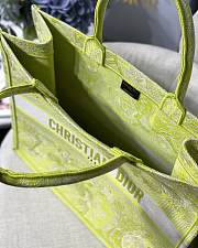 DIOR BOOK TOTE LIME M1286 SIZE 41.5 x 38 x 18 CM - 4