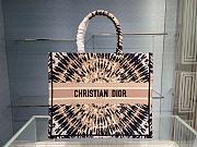 DIOR BOOK TOTE TIE & DIOR EMBROIDERY M1286 SIZE 41.5 CM - 1