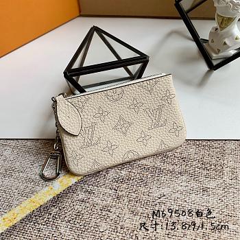 LV KEY POUCH WHITE M69508 13.8CM