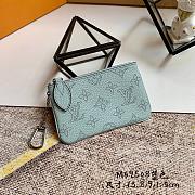 LV KEY POUCH VERT LAGON GREEN M69508 13.8CM - 1