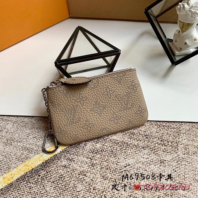 LV KEY POUCH KHAKI M69508 SIZE 13.8 x 9 x 1.5 CM - 1