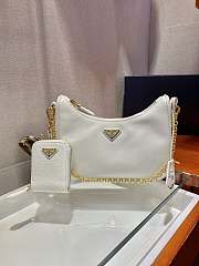 PRADA RE-EDITION 2005 SAFFIANO WHITE 1BH204 SIZE 23 x 17 x 6.5 CM - 3
