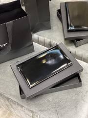 YSL UPTOWN POUCH IN SMOOTH LEATHER BLACK 565739 SIZE 27×16×2 CM - 4