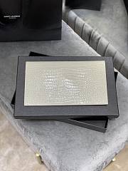 YSL UPTOWN POUCH IN CROCODILE WHITE LEATHER 565739 SIZE 27×16×2 CM - 2