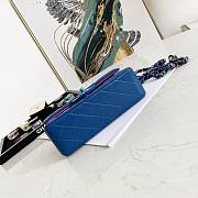 CHANEL SMALL CLASSIC FLAP BAG BLUE A01116 SIZE 20 CM - 2