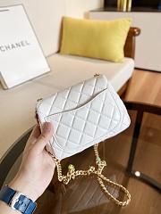CHANEL MINI FLAP BAG WHITE  - 5