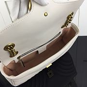 GUCCI GG MARMONT SMALL MATELASSÉ WHITE ‎443497 SIZE 26 x 15.5 x 6 CM - 3