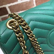 GUCCI GG MARMONT SMALL MATELASSÉ EMERALD GREEN ‎443497 SIZE 26 x 15.5 x 6 CM - 2