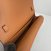 CELINE WALLET ON STRAP IN TRIOMPHE CANVAS 10D852 SIZE 20 x 13 x 6 CM - 5