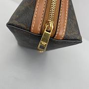 CELINE CLUTCH WITH CHAIN 10E382 SIZE 17 x 10 x 9 CM - 4