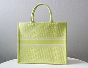 DIOR BOOK TOTE ZODIAC EMBROIDERY LEMON M1286 SIZE 41.5x35x18 CM - 5