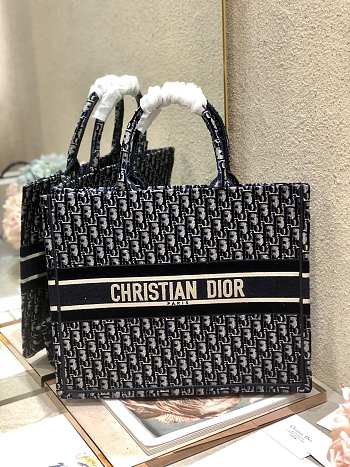 DIOR BOOK TOTE BLUE OBLIQUE EMBROIDERY M1286 SIZE 41.5 x 34.5 x 16 CM