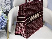 DIOR BOOK TOTE BURGUNDY OBLIQUE EMBROIDERY M1286 SIZE 41.5 x 34.5 x 16 CM - 3