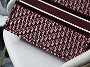 DIOR BOOK TOTE BURGUNDY OBLIQUE EMBROIDERY M1286 SIZE 41.5 x 34.5 x 16 CM - 5