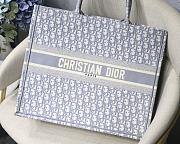 DIOR BOOK TOTE GRAY OBLIQUE EMBROIDERY M1286 SIZE 41.5 x 34.5 x 16 CM - 3