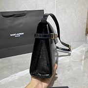 YSL MANHATTAN IN CROCODILE-EMBOSSED BLACK 579271 SIZE 29x20.5x7 CM - 2