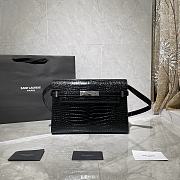 YSL MANHATTAN IN CROCODILE-EMBOSSED BLACK & SILVER METAL 579271 SIZE 29x20.5x7 CM - 1