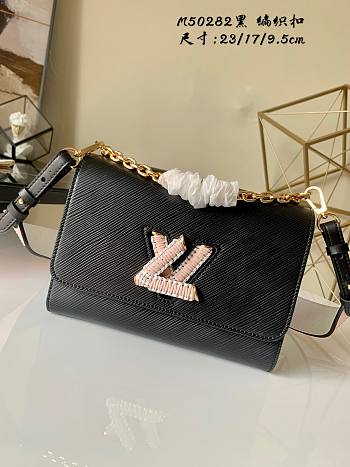 LV TWIST MM M57667 SIZE 23 x 17 x 9.5 CM
