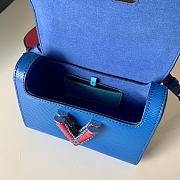 LV TWIST PM M57669 SIZE 19 x 15 x 9 CM - 2
