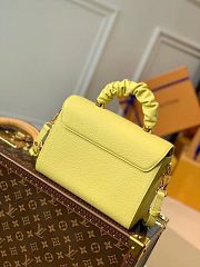 LV TWIST MM GINGER YELLOW M58688 SIZE 23 x 18 x 8 CM - 3