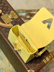 LV TWIST PM GINGER YELLOW M58571 SIZE 18 x 13 x 8 CM - 5