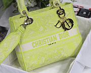 DIOR MEDIUM LADY D-LITE EMBROIDERED BAG LIME M0565 SIZE 24 x 20 x 11 CM - 5