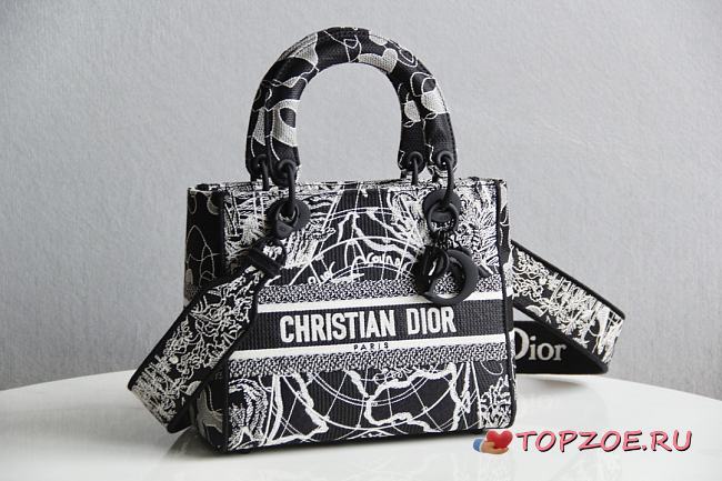 DIOR MEDIUM LADY D-LITE BLACK & WHITE M0565 SIZE 24 x 20 x 11  - 1