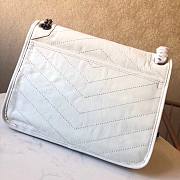 YSL NIKI MEDIUM IN CRINKLED VINTAGE LEATHER WHITE 498894 SIZE 28 x 20.5 x 8.5 CM - 4